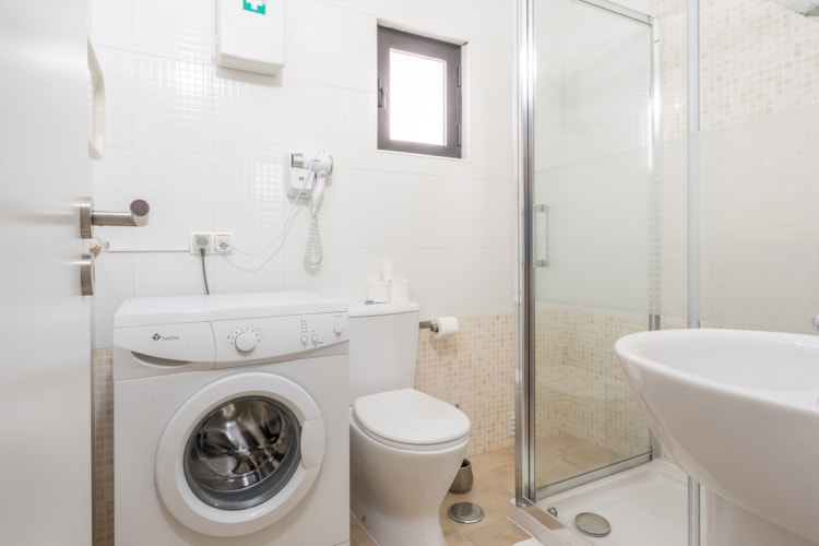 StayHub Ocean Horizon Sea View & Pool